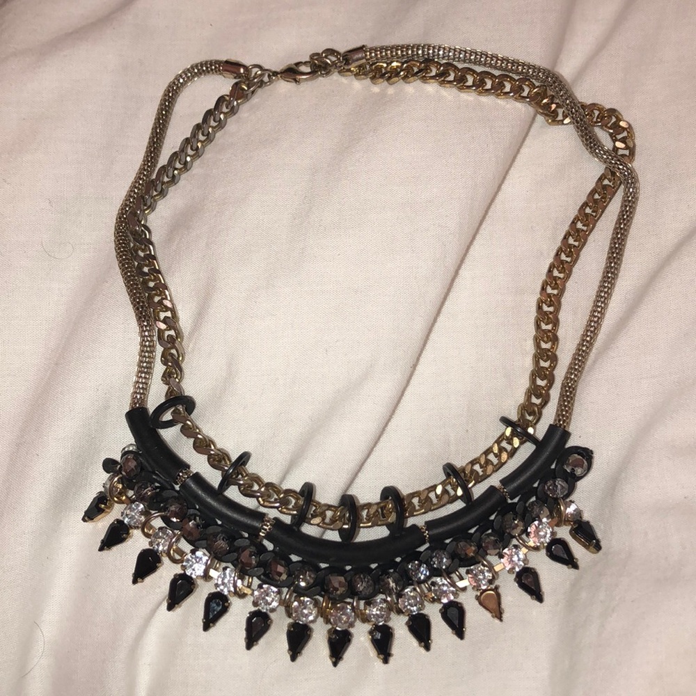 Express necklace